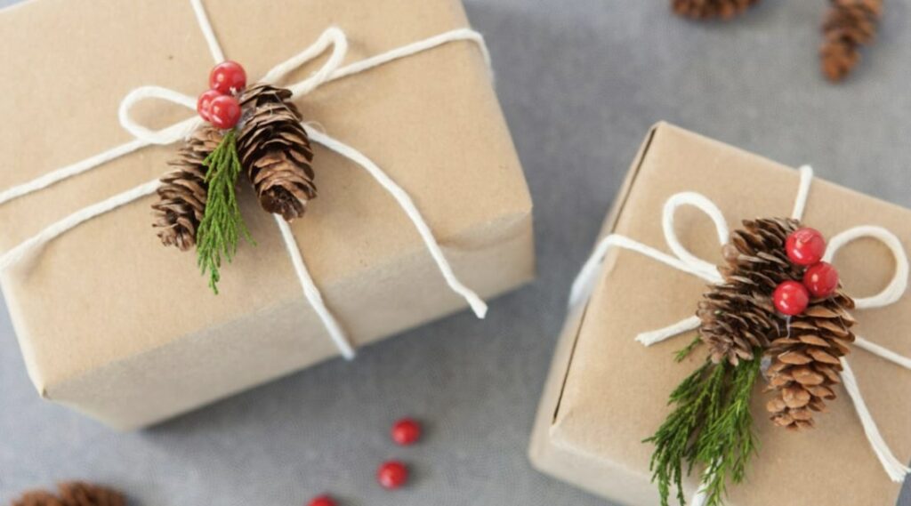 Adorn your gift with green items