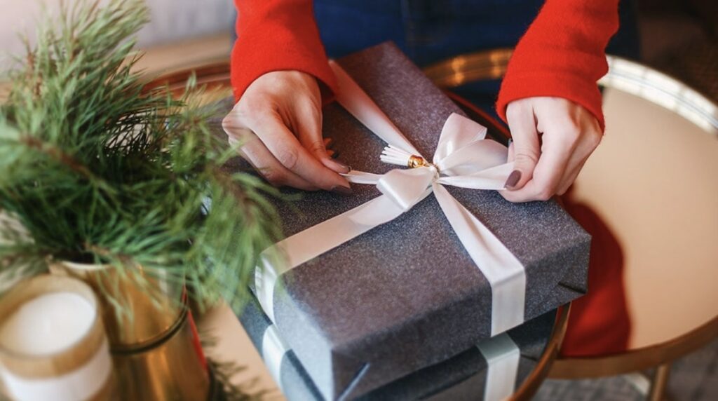 Give used gifts