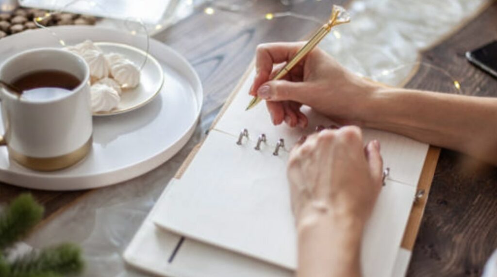 Plan your gift tag design