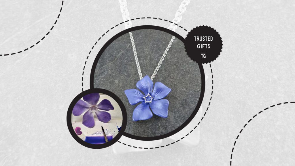 periwinkle-flowers-uses-in-arts-and-crafts